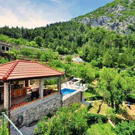 Holiday Home With A Private Pool Podspilje  ภายนอก รูปภาพ