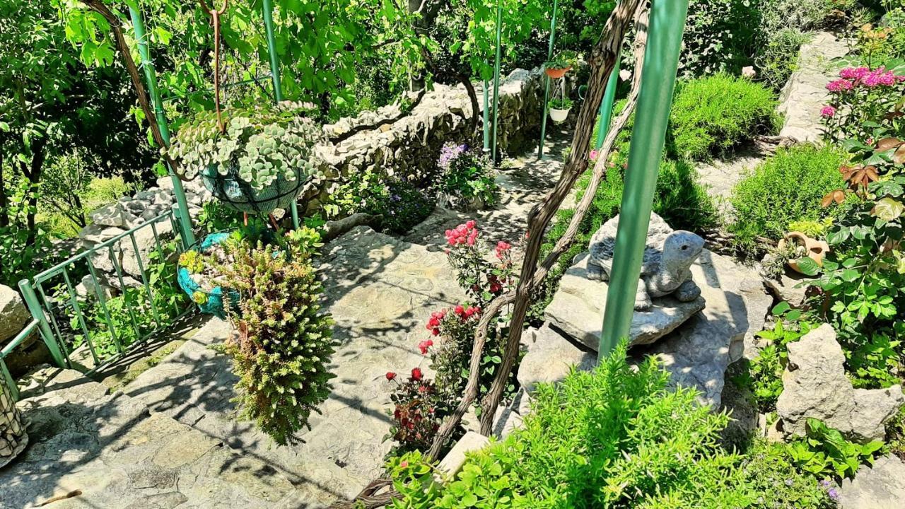 Holiday Home With A Private Pool Podspilje  ภายนอก รูปภาพ